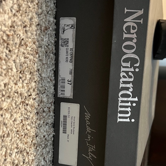 Black Lace-Up Boots with Gold Accents made in Italy. - Picture 9 of 9